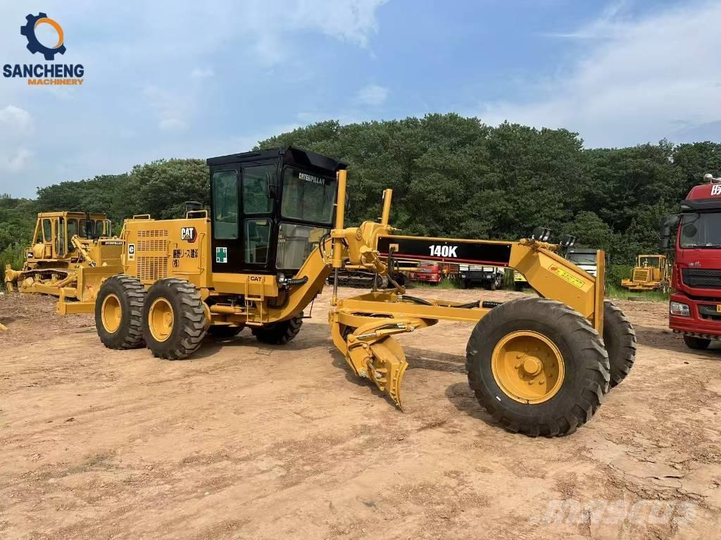 CAT 140 K 平地机/推土机