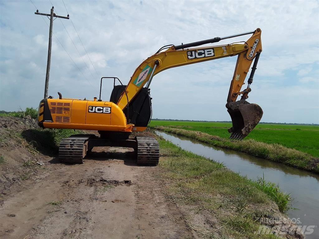 JCB JS200LC 履带挖掘机