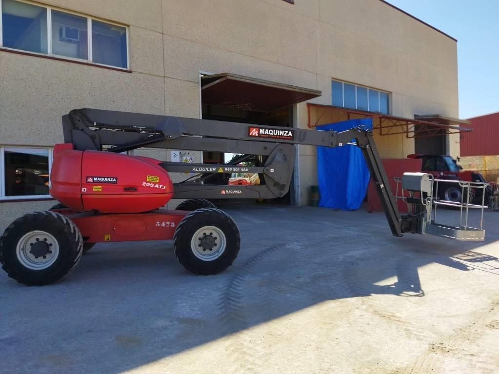 Manitou 200 ATJ 曲臂高空工作平台