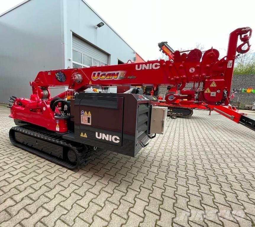 Unic URW-376 轻小型起重机