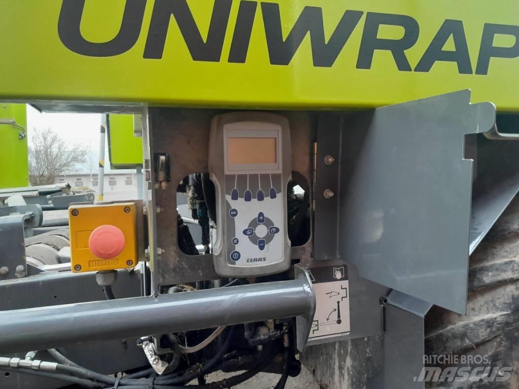 CLAAS 375 Uniwrap 圆捆打捆机
