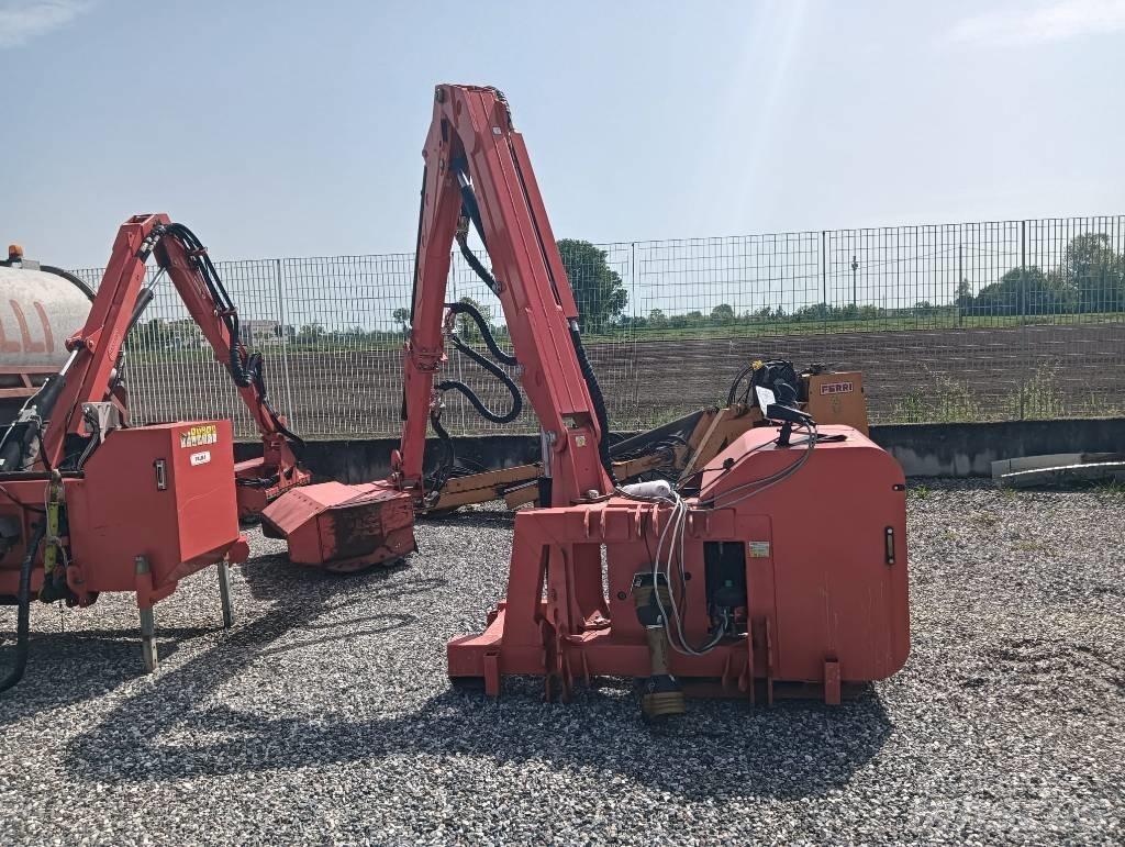 Maschio LARA 850 T 青饲料收获机