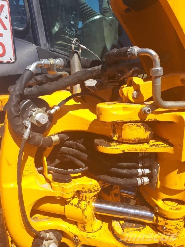 JCB 3 CX 反铲装载机