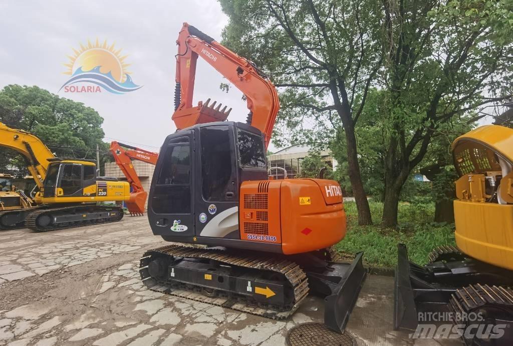 Hitachi ZX 70 小型挖掘机