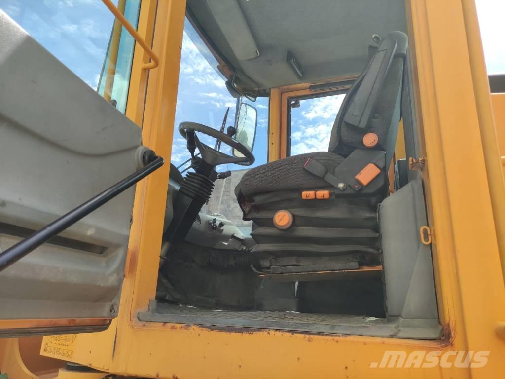 Volvo L 90 E 轮式装载机