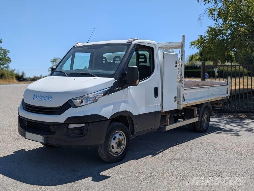 Iveco 35-12 皮卡车