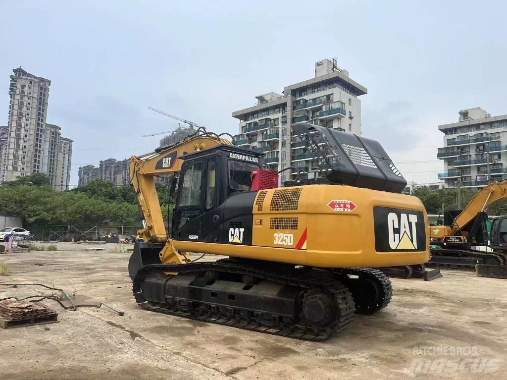 CAT 325D 履带挖掘机