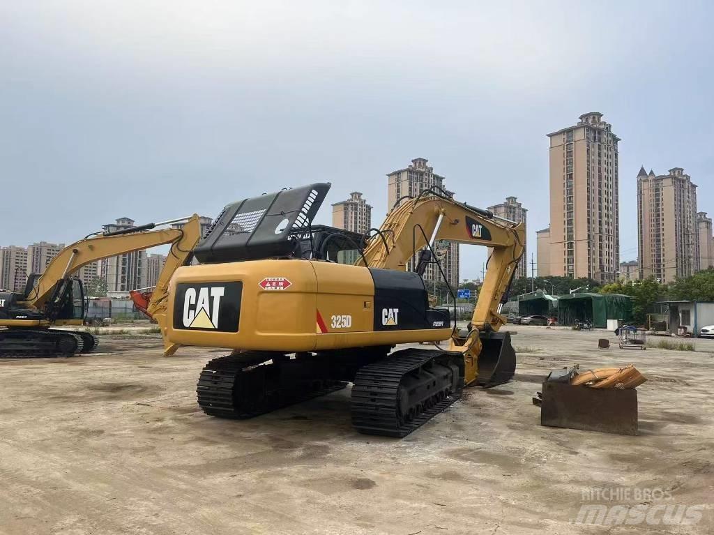 CAT 325D 履带挖掘机