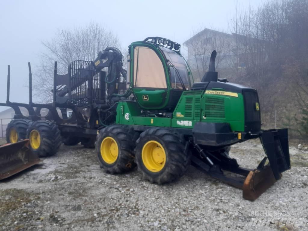 John Deere 1510G 集运机