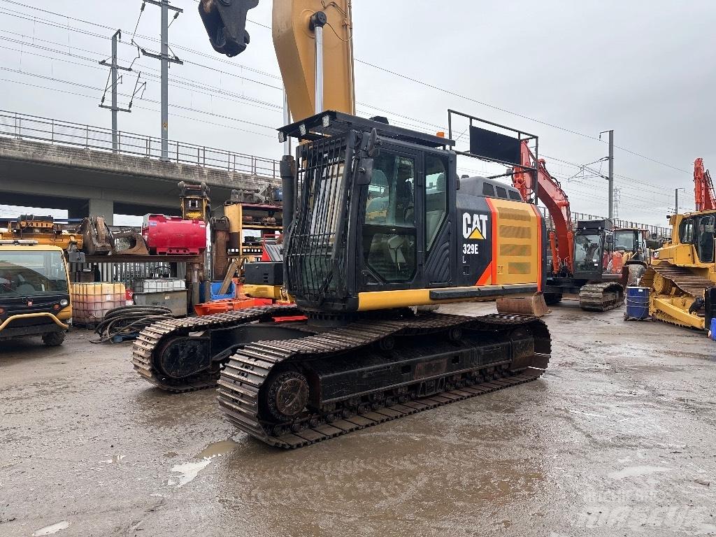 CAT 329 E LR 组装挖掘机
