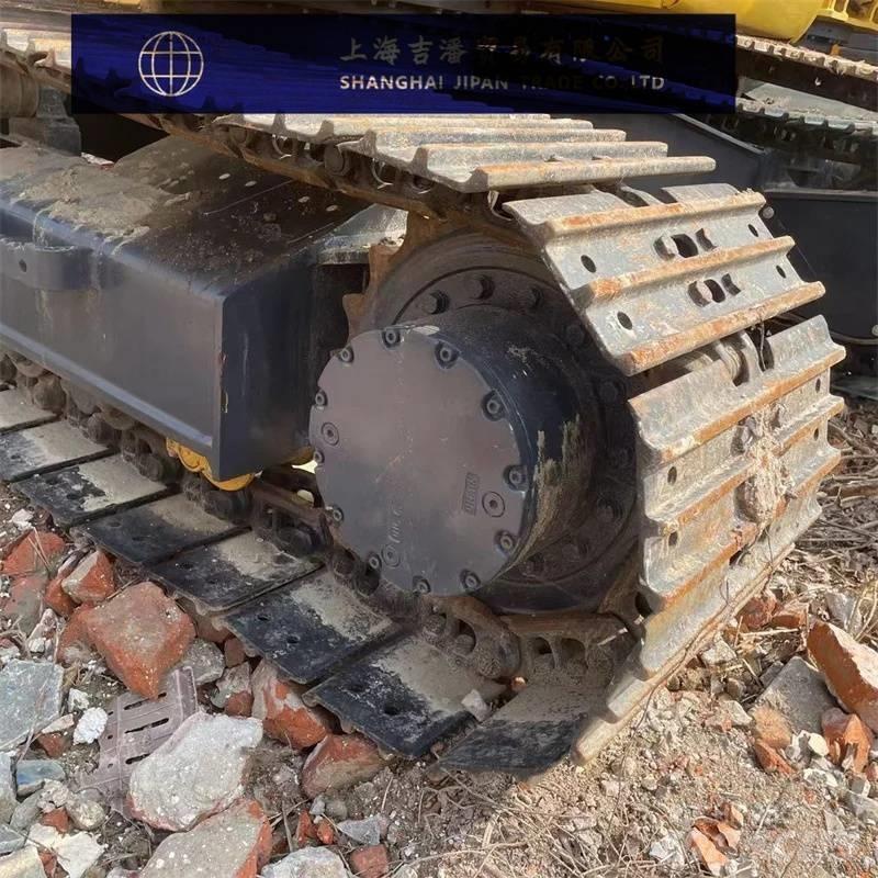 Komatsu PC 138 US 中型挖掘机
