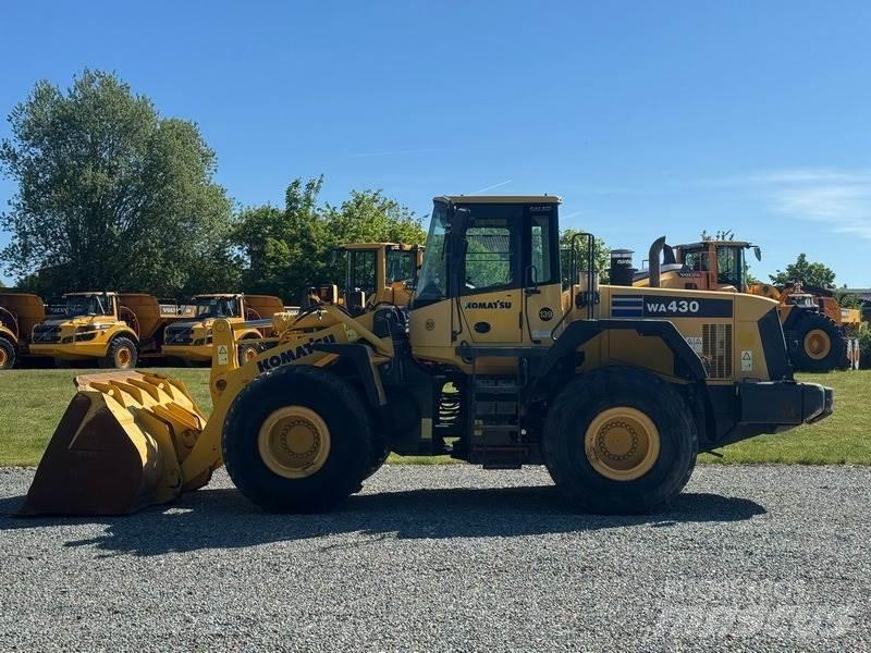Komatsu WA 430 - 6 轮式装载机