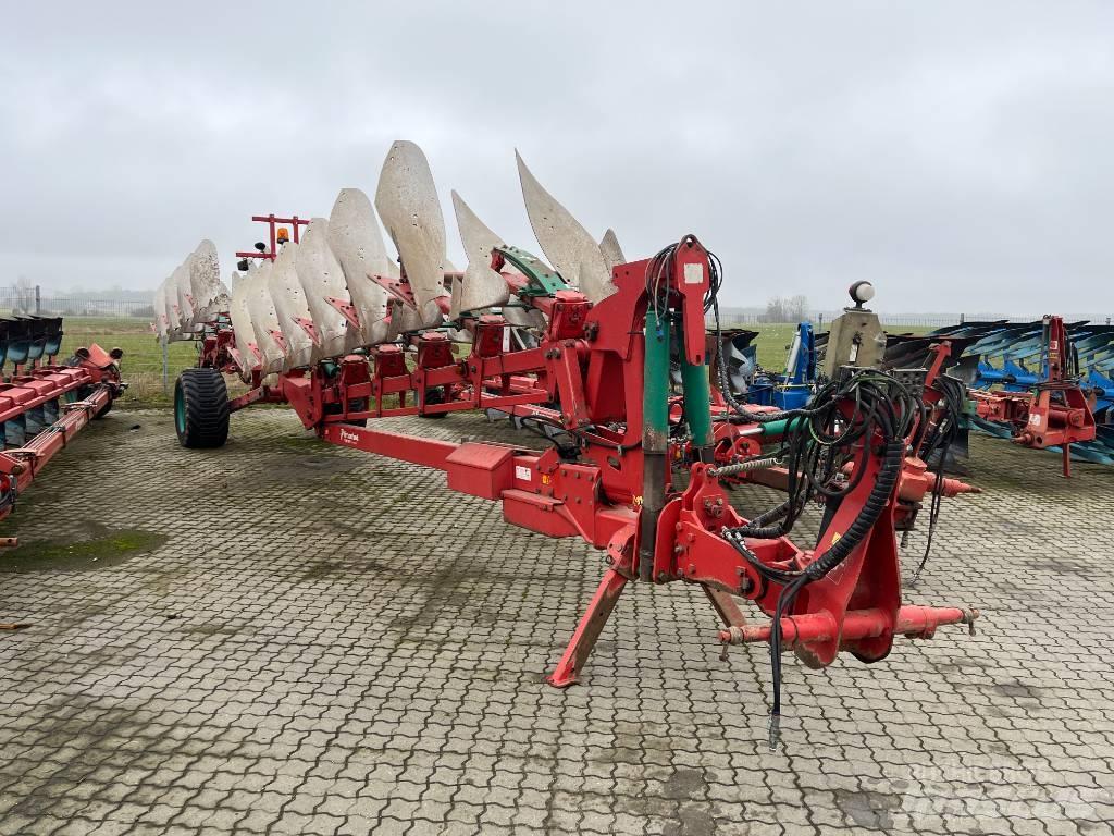 Kverneland PW100 双向犁