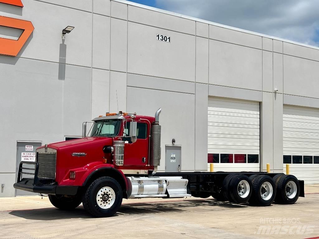 Kenworth T 800 牵引车