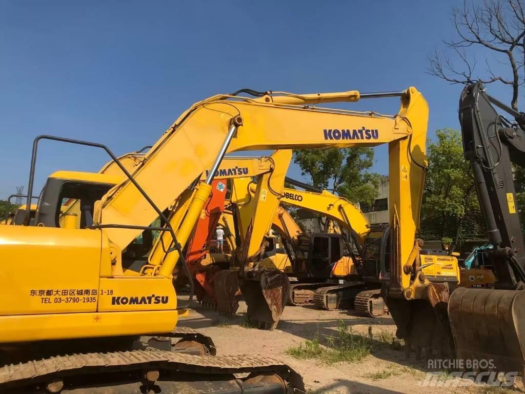 Komatsu PC220-7 履带挖掘机
