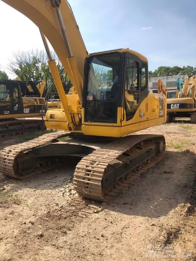 Komatsu PC220-7 履带挖掘机