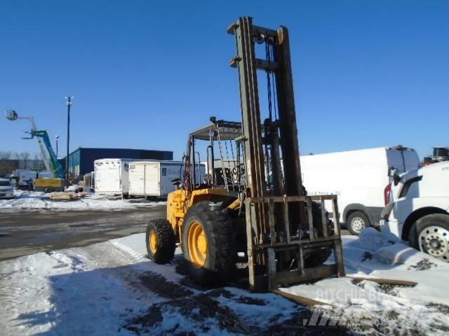 JCB 940 越野叉车|叉装车