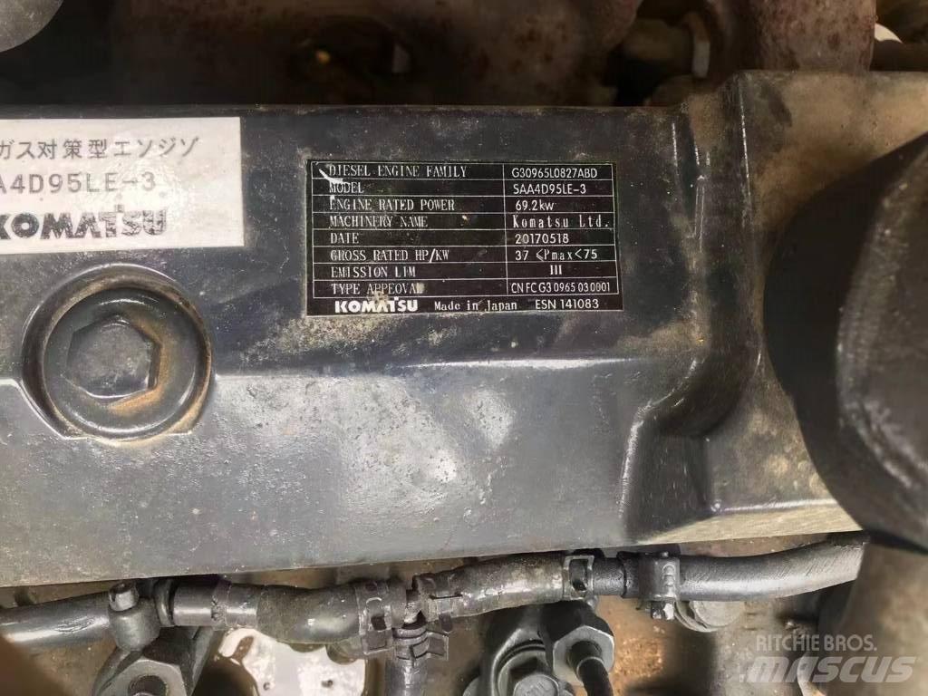 Komatsu pc110 履带挖掘机