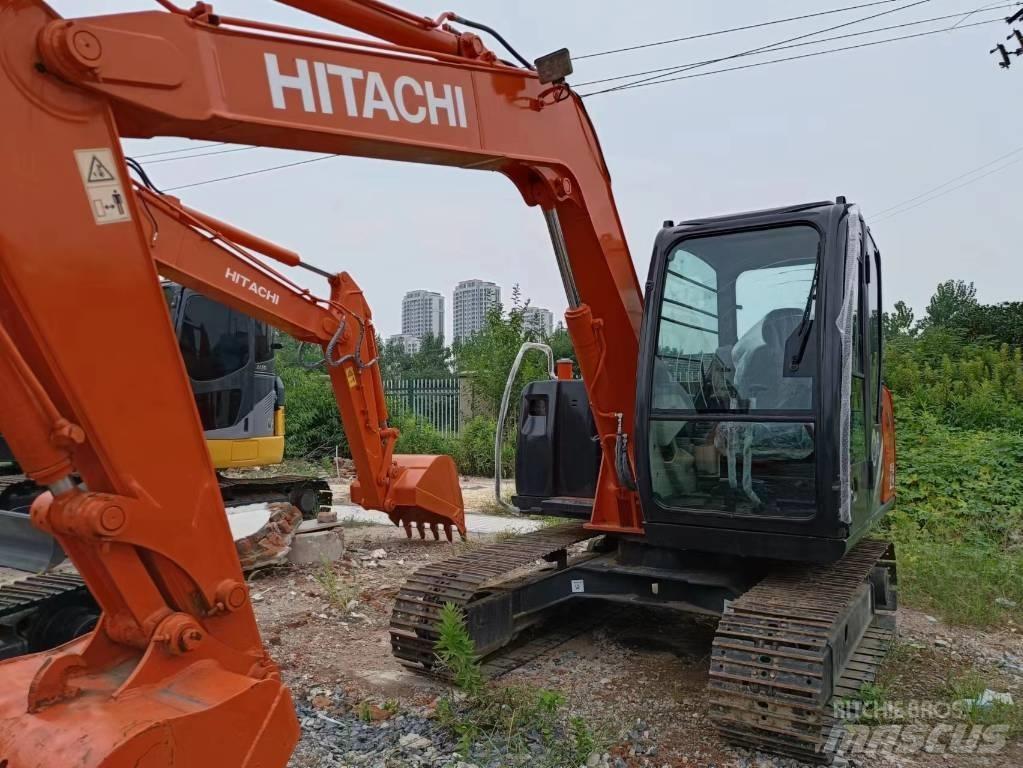 Hitachi ZX70 小型挖掘机