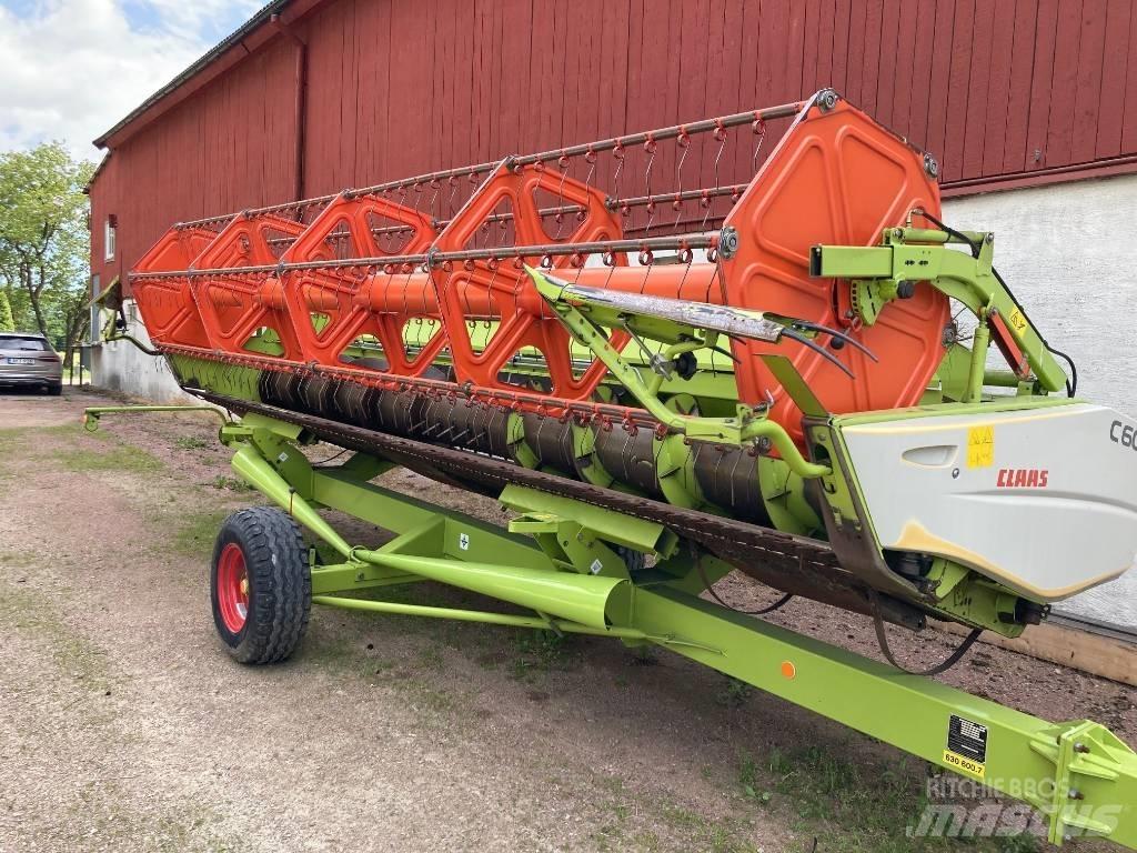 CLAAS Tucano 430 联合收割机