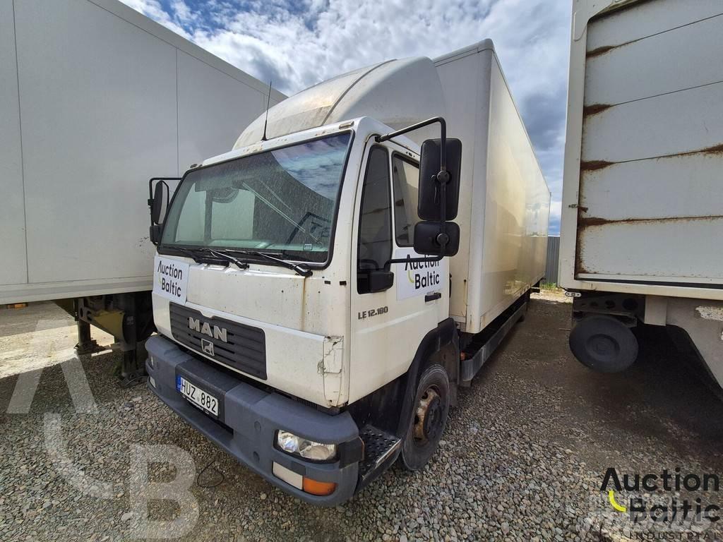MAN LE12.180 厢式货车