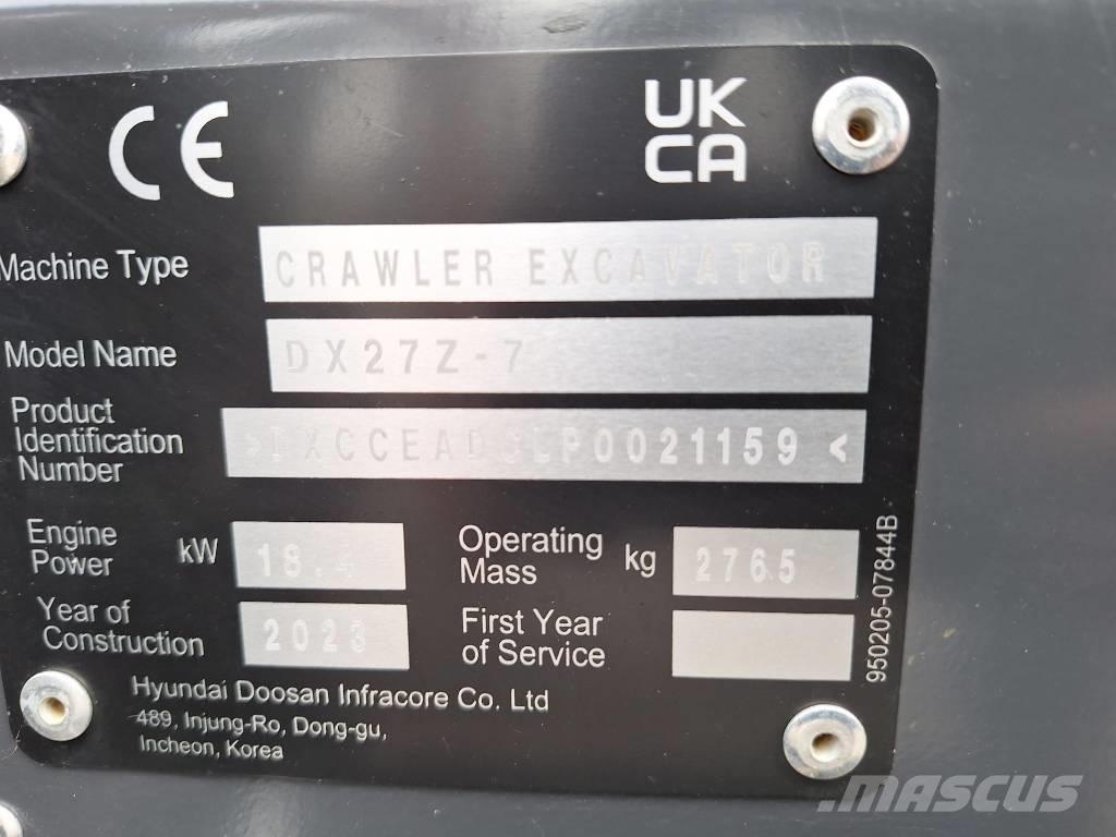 Develon DX 27 Z-7 小型挖掘机