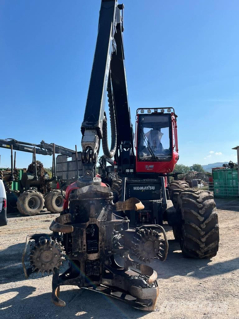 Komatsu 951 收割机