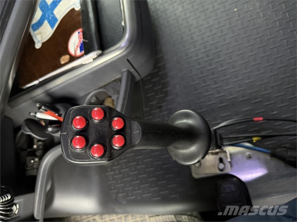 Scania R580 自卸式货车