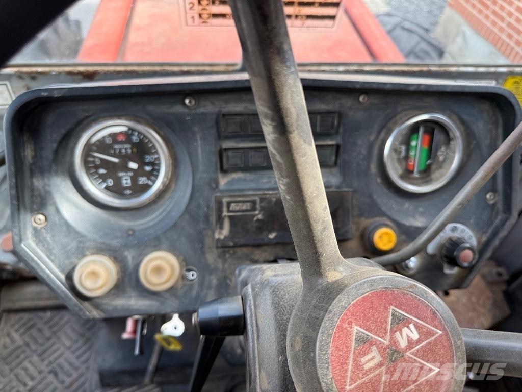 Massey Ferguson 699 拖拉机/农用车