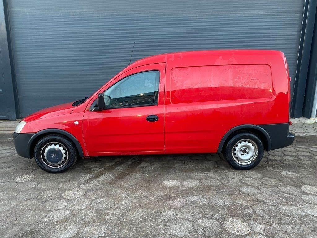 Opel Combo CDTI 商务面包车