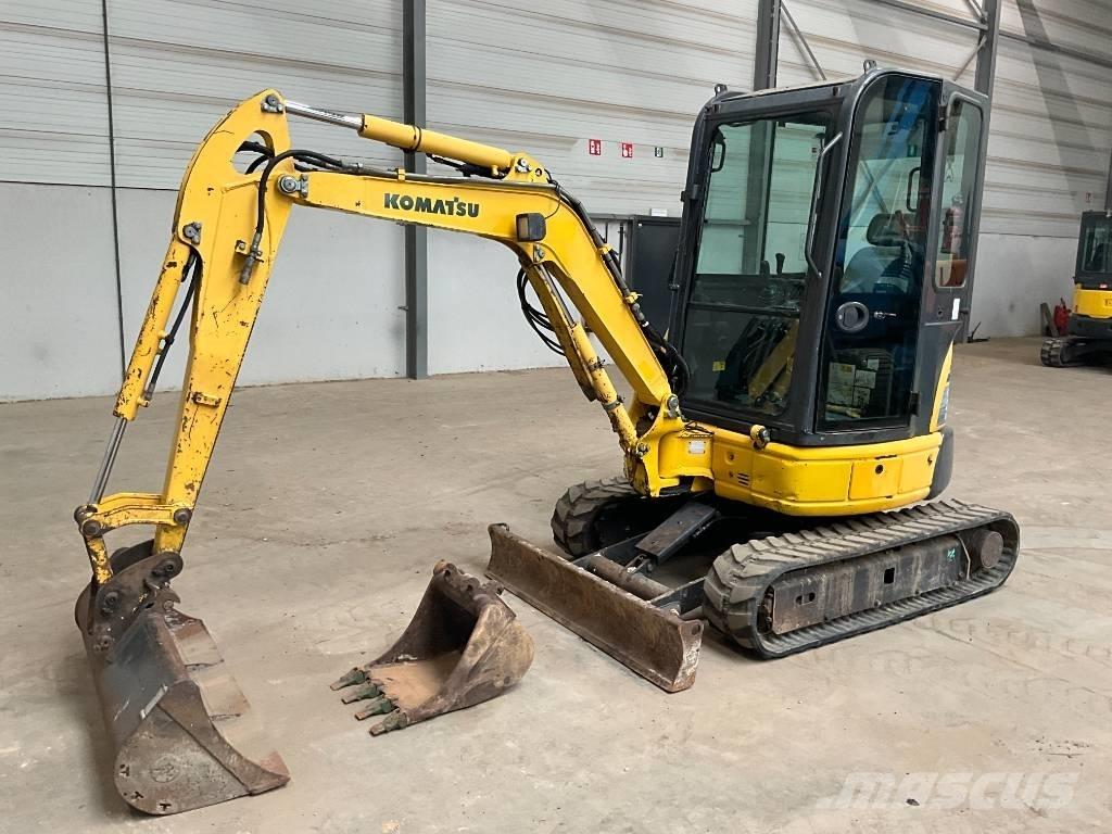 Komatsu PC 26 MR-3 小型挖掘机