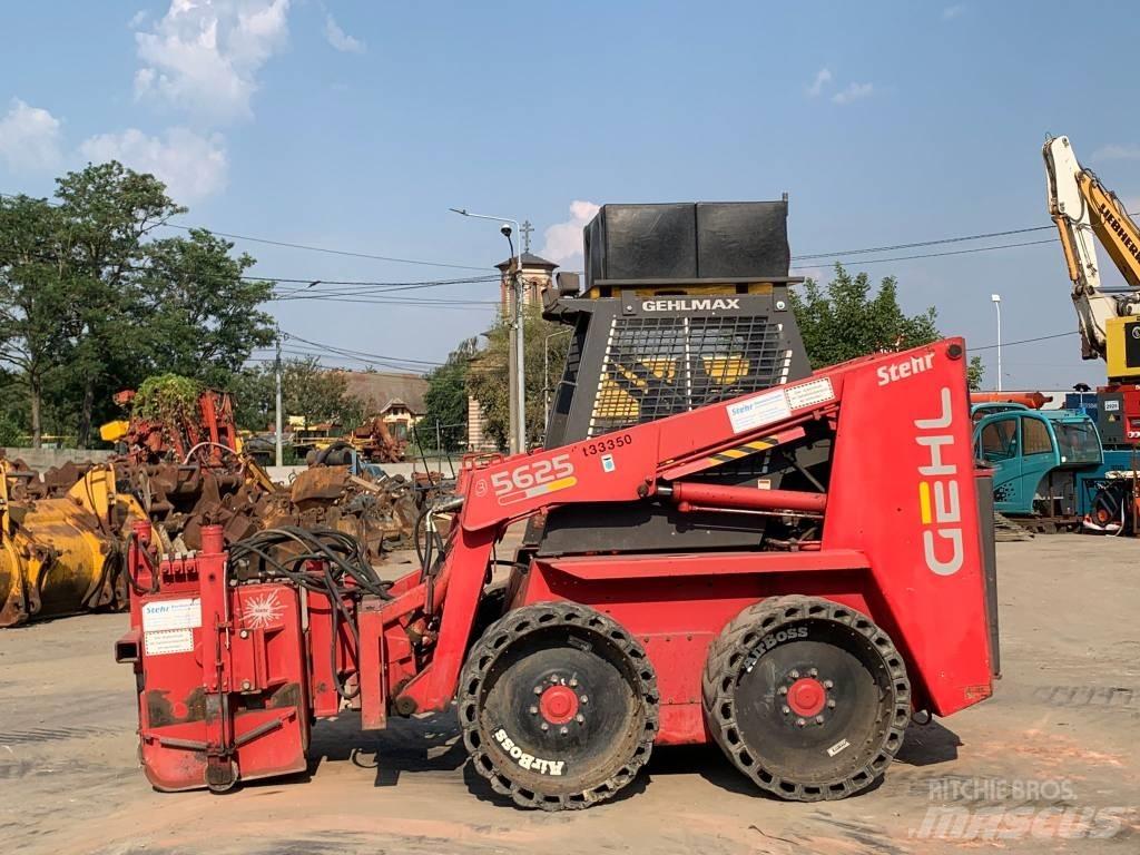 Gehl SL5625 滑移装载机