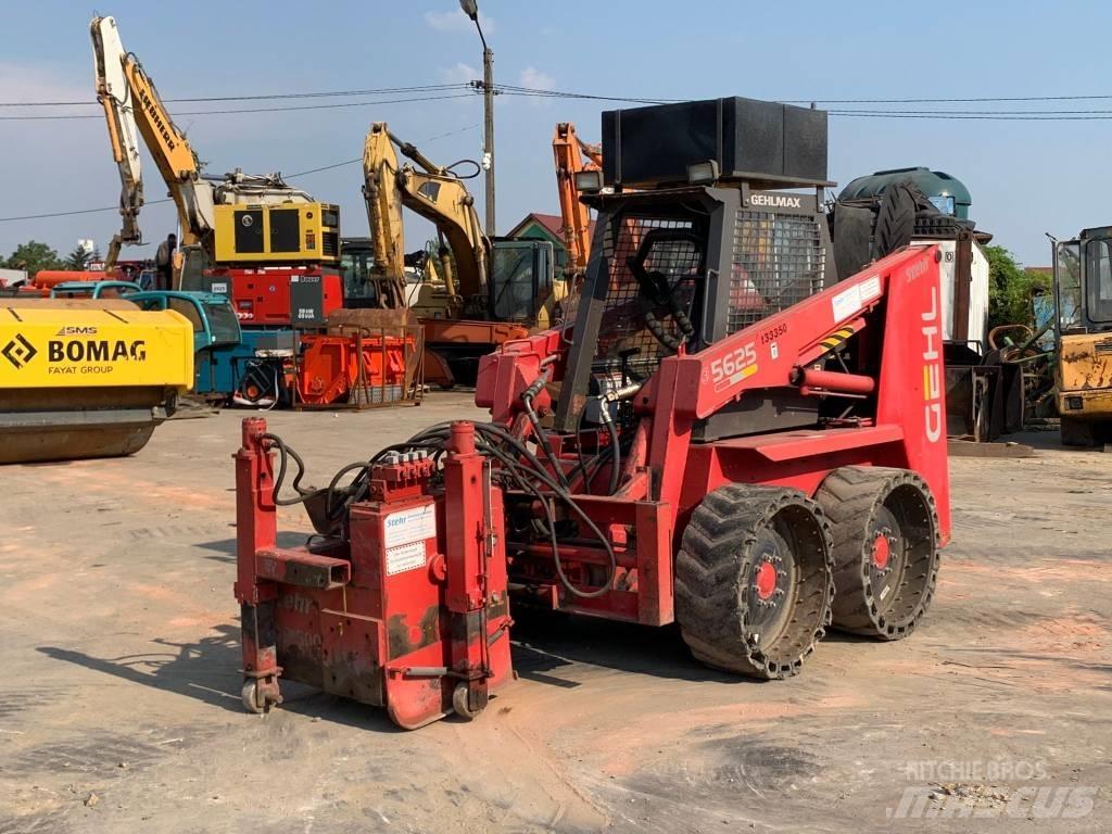 Gehl SL5625 滑移装载机