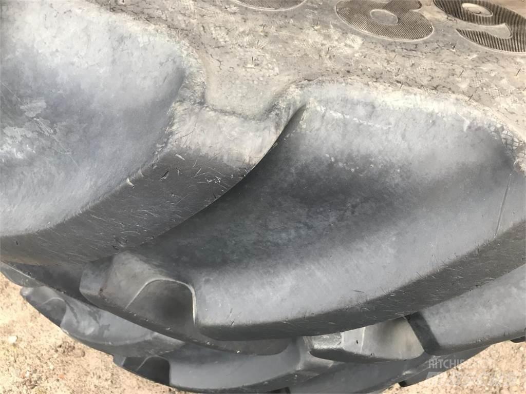 Mitas 680/80R42 轮胎、车轮、轮圈