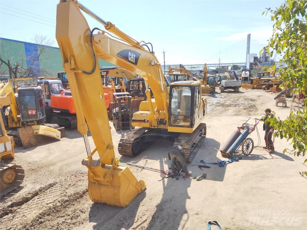 CAT 320B 履带挖掘机