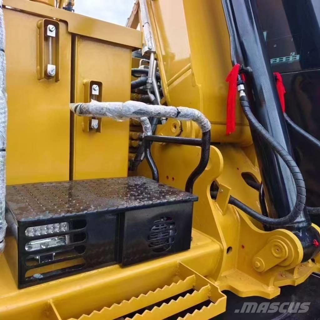CAT 307E2 中型挖掘机