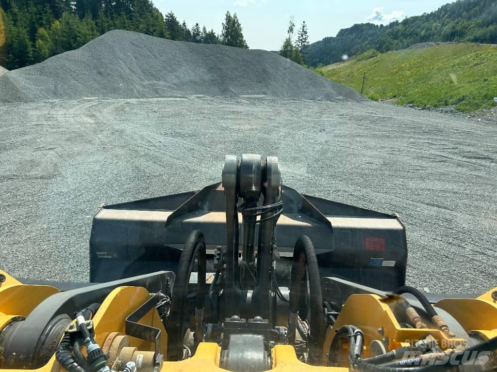 Volvo L 180 H 轮式装载机