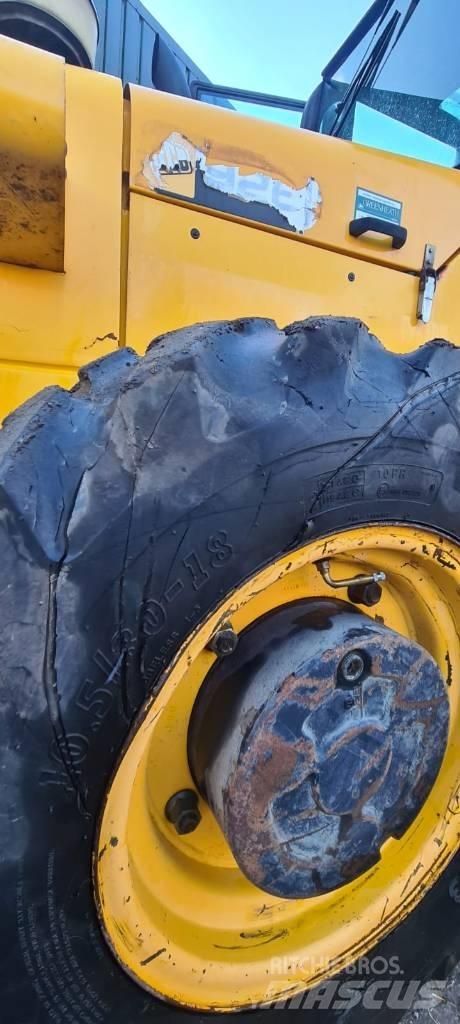 JCB 926 越野叉车|叉装车