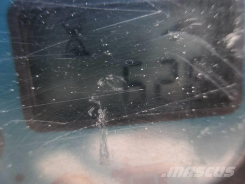 Haulotte Compact 8 剪叉式升降机