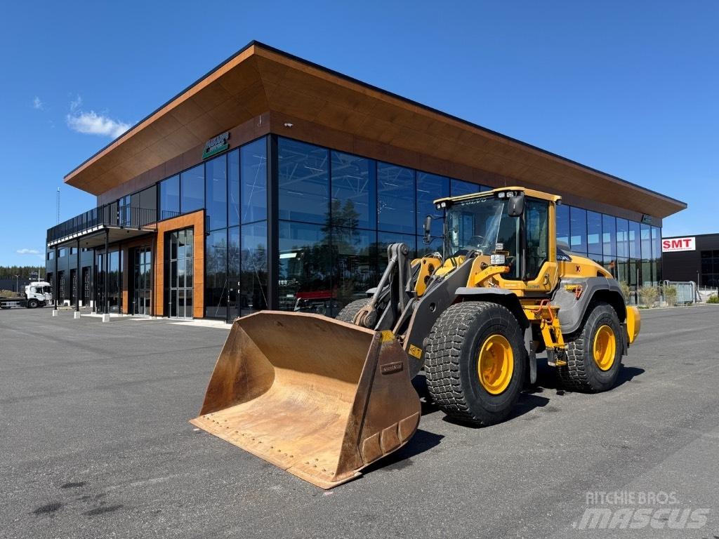 Volvo L120H 轮式装载机