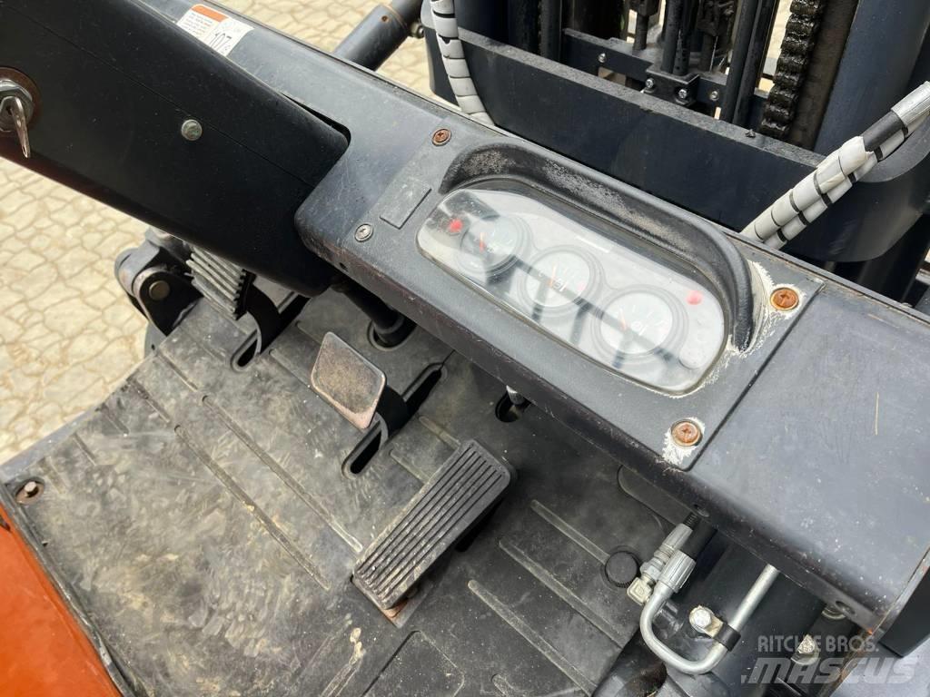 Doosan D 25 GP 柴油叉车