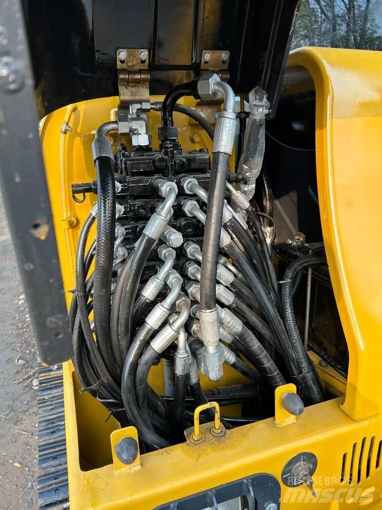 XCMG XE 60 D 小型挖掘机