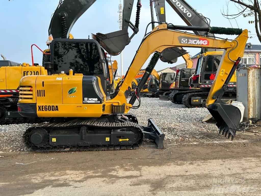 XCMG XE 60 D 小型挖掘机
