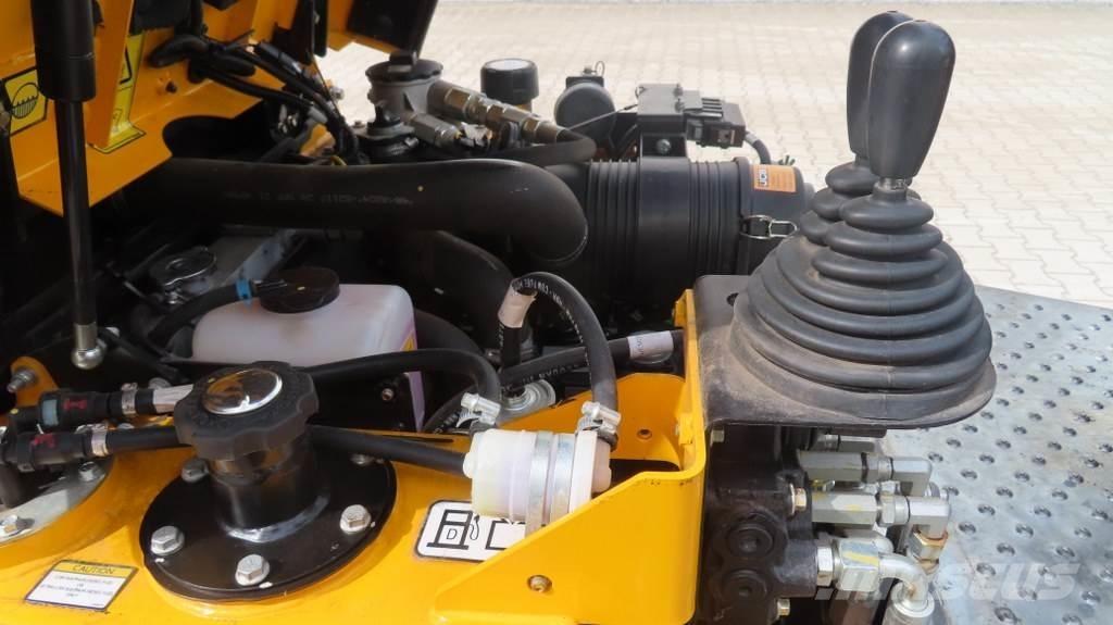 JCB 1T-2HT 翻斗车\公路型自卸车