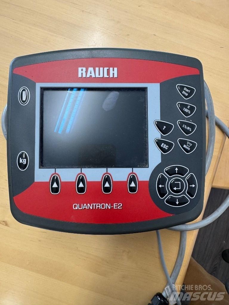 Rauch Axis 30.1 W 矿物肥料撒播机