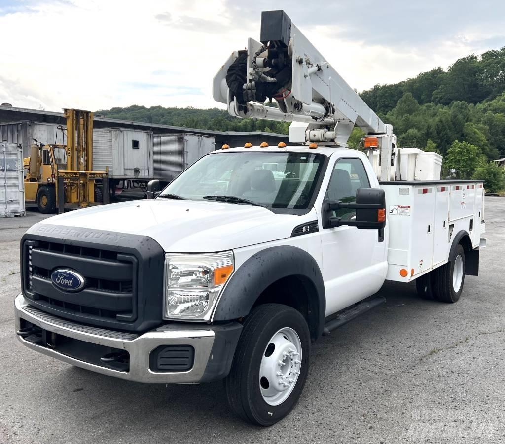 Ford F 550 车载式高空作业车