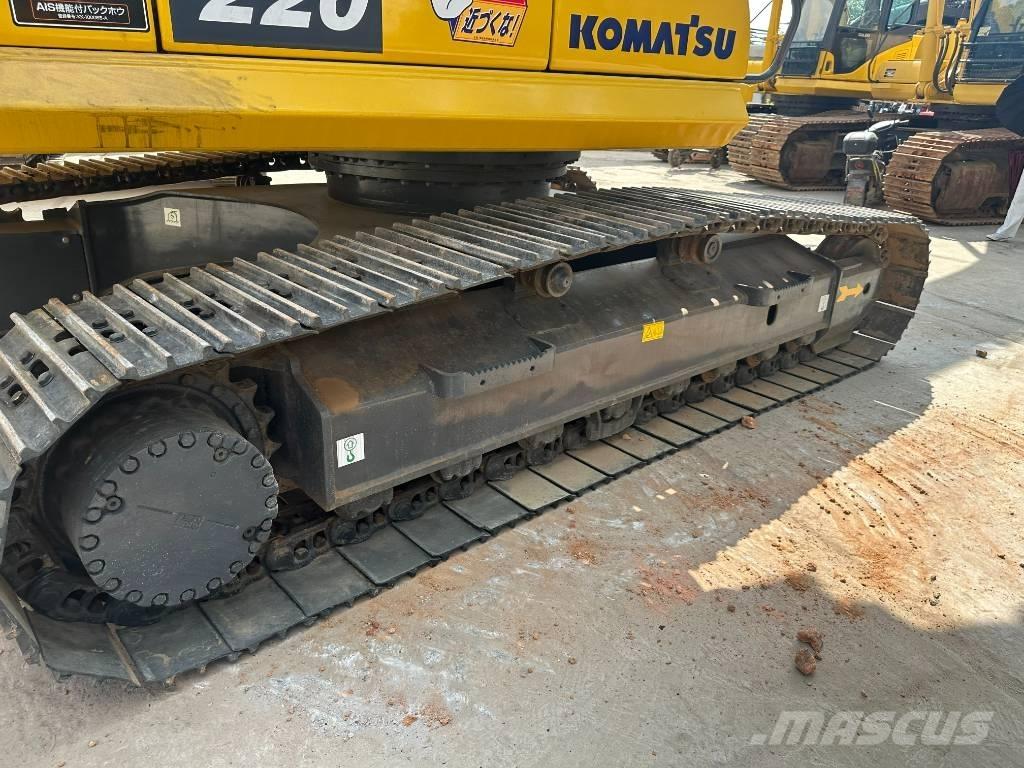 Komatsu PC 220-8 履带挖掘机
