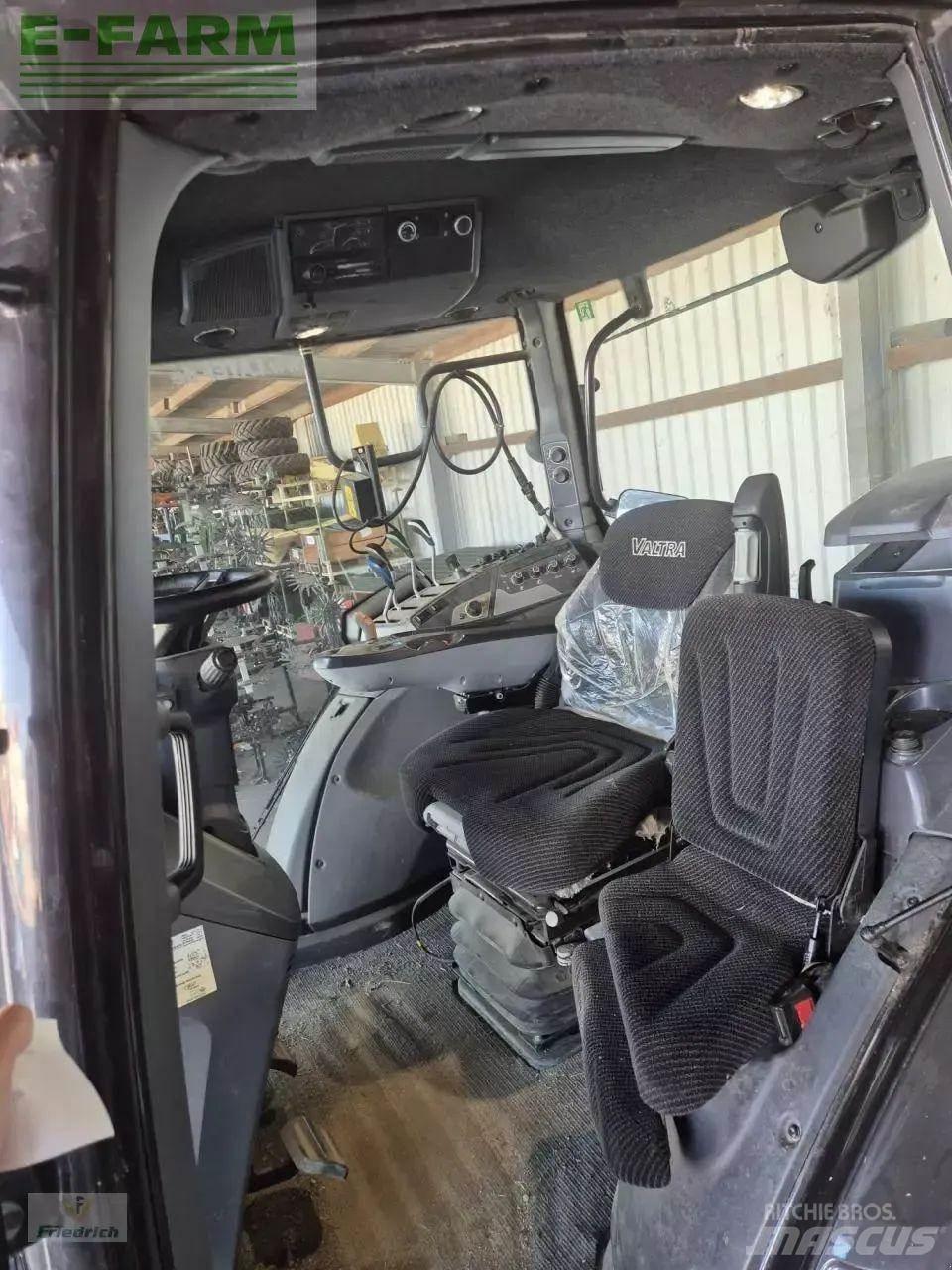 Valtra t235a 拖拉机/农用车