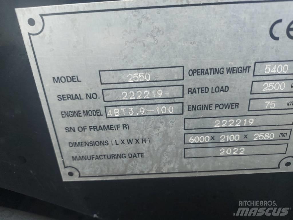  D-Machine  2550 轮式装载机