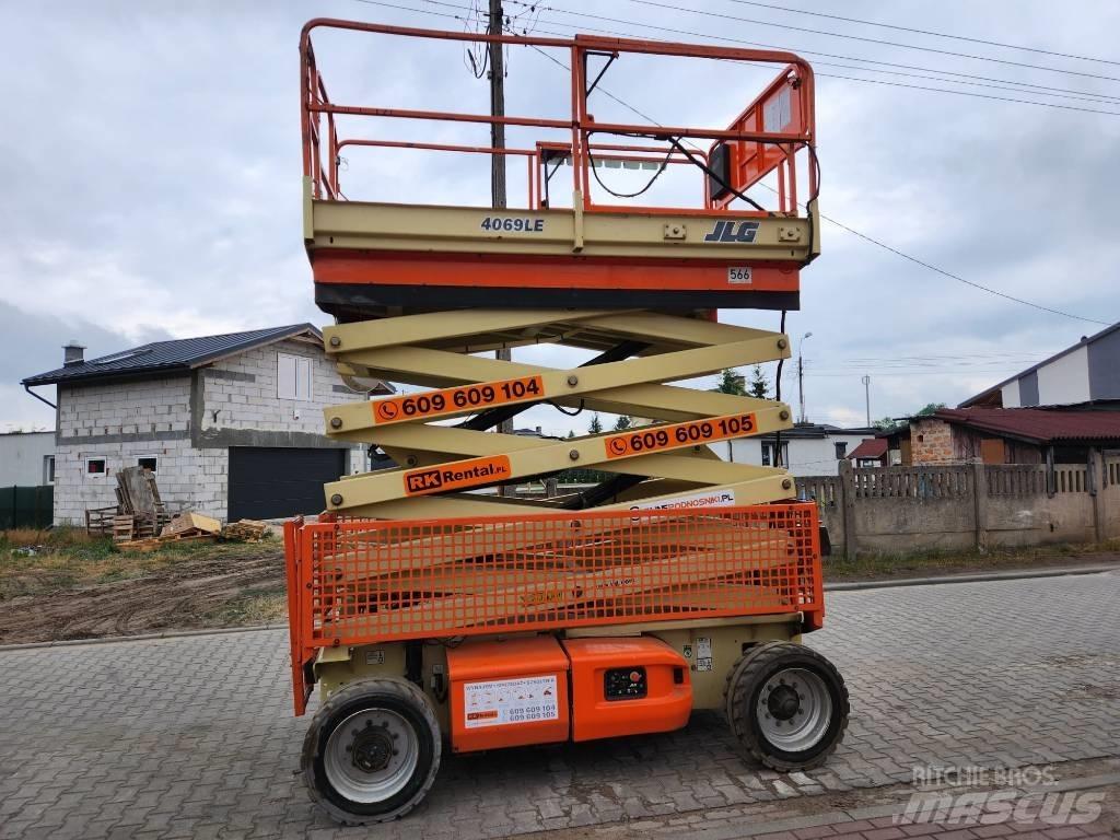 JLG E 4069 LE 剪叉式升降机